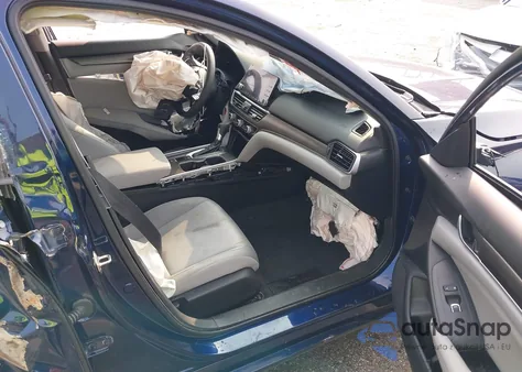 2020 Honda Accord Sedan Lx z USA, uszkodzony, nr VIN 1HGCV1F13LA098929